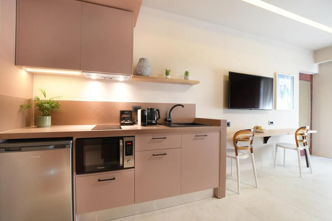 Pavo Art Hotel Heraklion  0*, Heraklion (Crete)